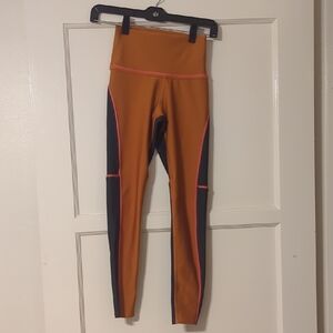 ALO Yoga Bronze & Anthracite Leggings With Pink Piping